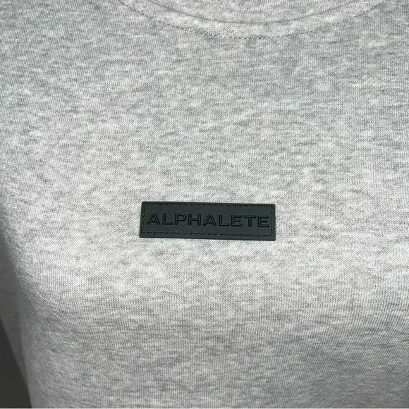 Alphalete Cropped  Crewneck - Picture 2 of 5